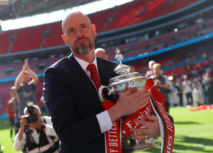 'Ten Haah, if he had been replaced, he could have returned' Ferguson'Last Legacy', which ultimately failed to push for Manchester United's return