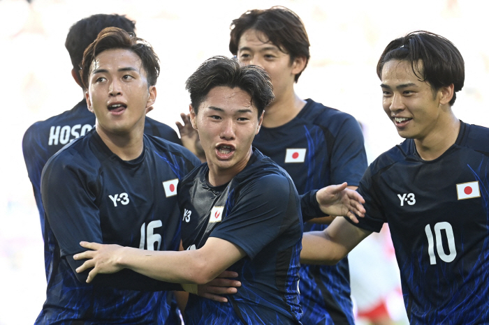 Chung Jo-joon's first Olympic medal in 56 years' time was strong, 'Wildcard NO' First match '10 Run' Paraguay 5-0 rout