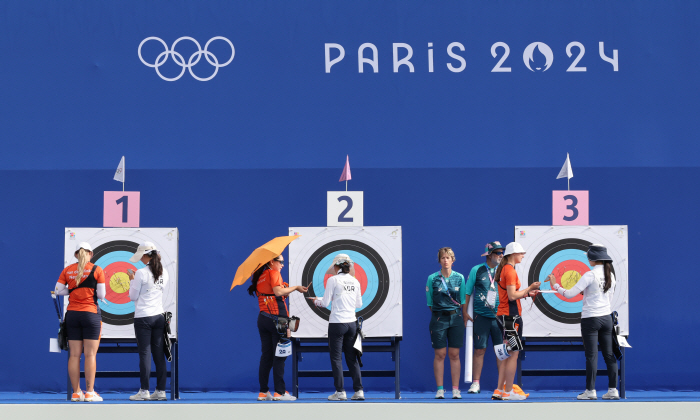  Lim Sihyun did it 'New World X Olympics New' He's shooting three times. Ranking round 1st place, Nam Soo-hyun 2nd place