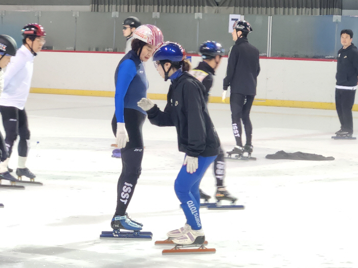 Sports Toto Ice Sangdan Donates Talent in 2024 in Hometown 'Sangwon Point Lesson'Celebration