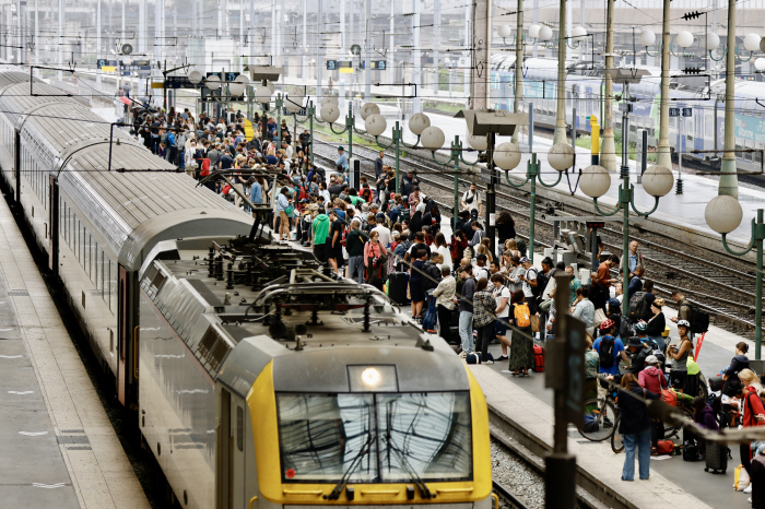  Destruction occurs across French railways ahead of the opening ceremony of the Olympics! Train delays have been canceled one after another! heightened anxiety