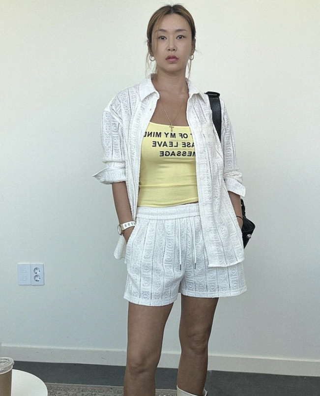 Bae Yun-jung also stomped on the 