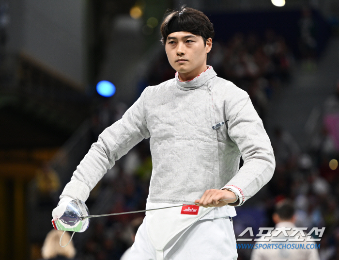 'Now we have two gold medals!' Oh Sang-wook defeated Arpa and advanced to the semifinals