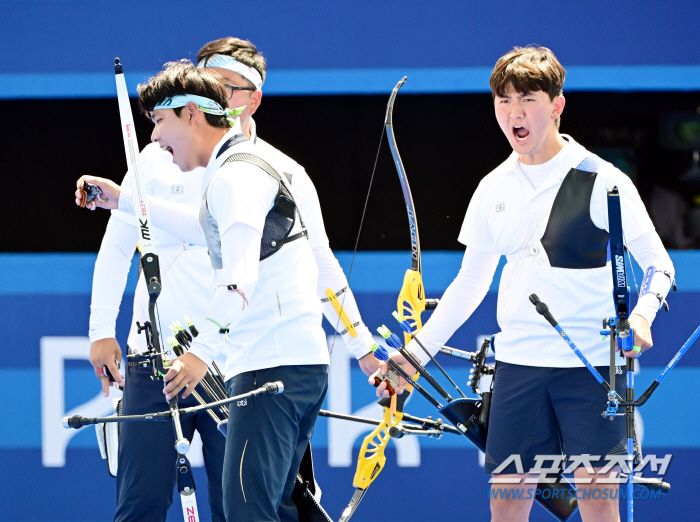 'Kim Woo-jin Ten' Genius youngest Kim Je-deok's fighting archery dance to the magical spell