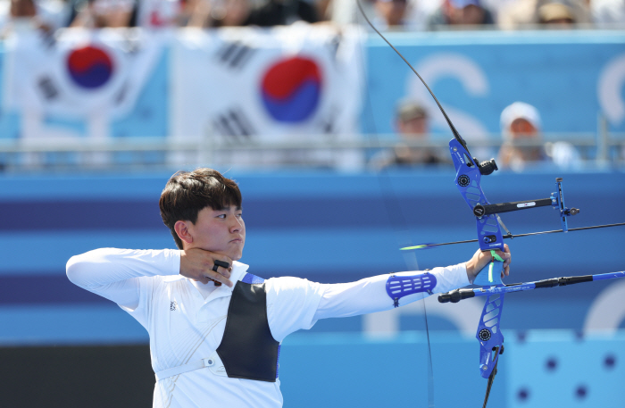 'Kim Woo-jin Ten' Genius youngest Kim Je-deok's fighting archery dance to the magical spell