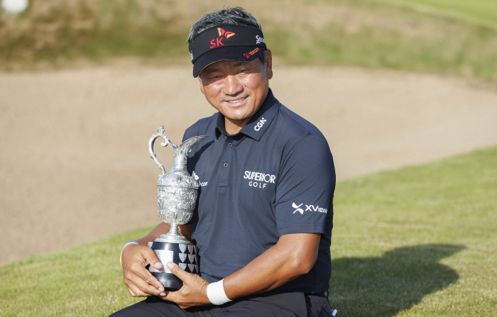 This time, the first PGA senior major championship in South Korea...'Tank' Choi Kyung-ju's clock goes backwards