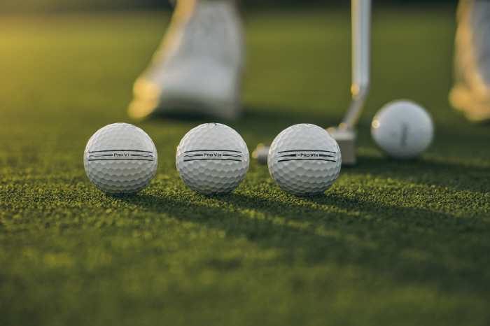 Titleist Launches 3 Types of Enhanced Alignment Golf Ball