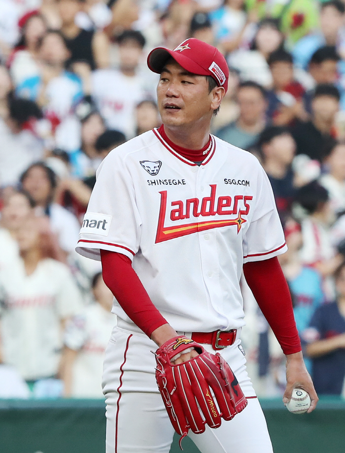 Kim Kwang-hyun lost 5 runs →'Lotte Killer' Park Sung-han flew!→The back door of the steel wall! SSG's 4th consecutive win, Lotte's 9th place drop 