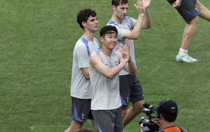 'Amazing SON!' Even Tottenham freshman changed his mind...'I don't usually do that to my teammates'→'Son Heung-min is an exception'