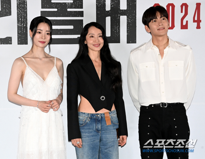 Lim Jiyeon, Jeon Doyeon, Ji Changwook. I'm looking forward to 'Revolver'