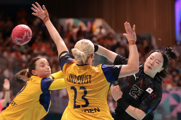 'I followed him to a two-point gap...' Women's handball, no turnaround, 21-27 defeat to Sweden'8 away'