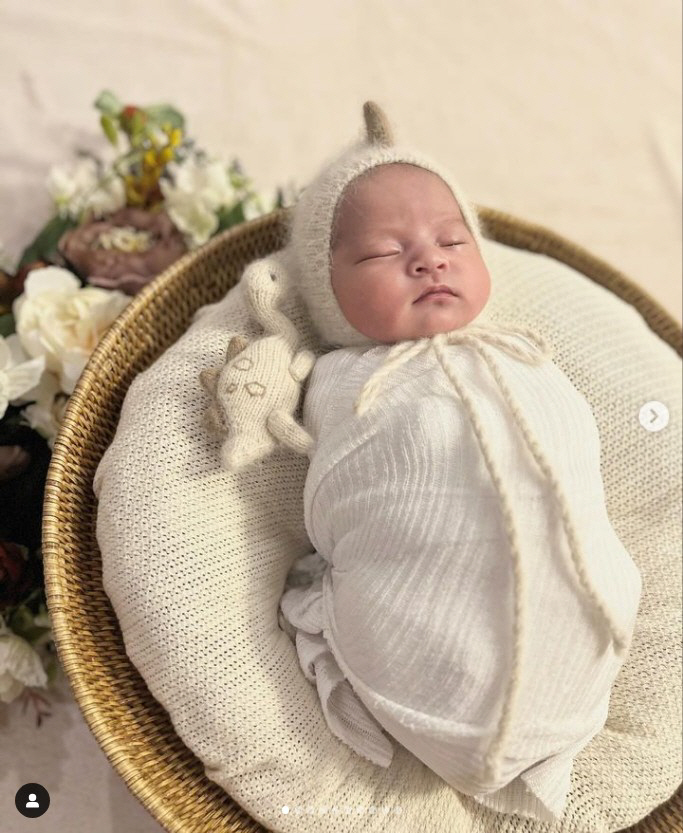 Lee Ji-hoon ♥ Aya-ne, daughter on the 12th day of age 'Revealed for the first time'Already Complete Beauty 