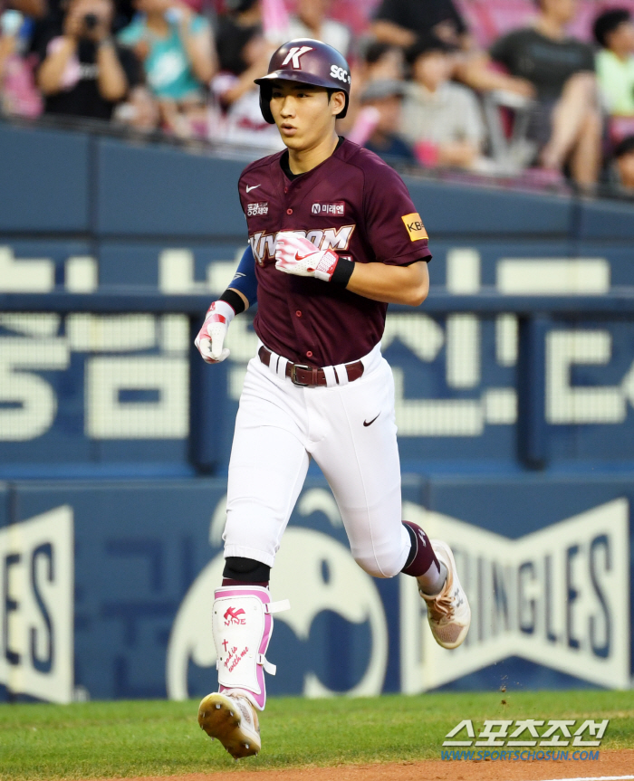 '40→44→64' Kiwoom, Kim Hye-sung's final hit- Joo Seung-woo's save, and Doosan, which swept first place, were also caught. 9th place Lotte and 0.5G difference 