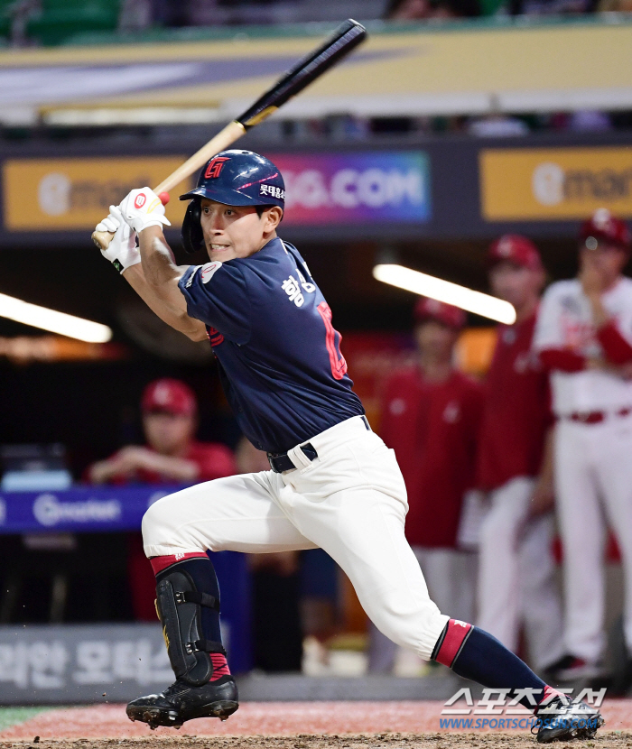 Hwang Sung-bin, a tiebreaker who made a sprint, makes up for his poor batting performance, and explosive baserunning 