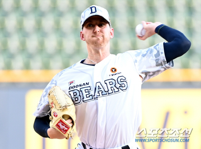 The left-handed ace with a shoulder injury is finally the first bullpen tomorrow. Shirakawa's second breakup is coming up