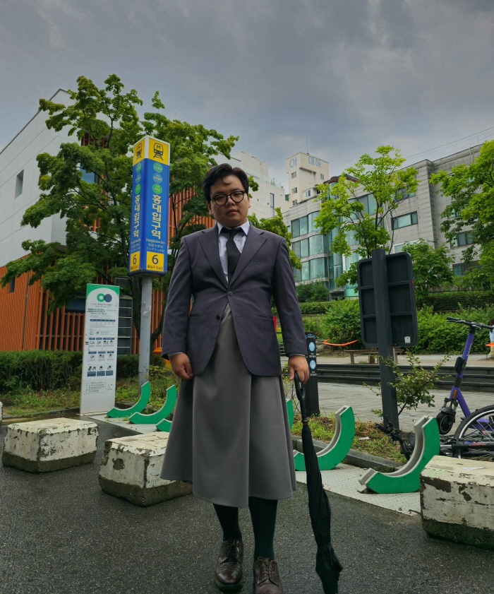  'There must be a reason' Kwak Jun-bin reveals Hongik University's style shock 'Boyfriend look'