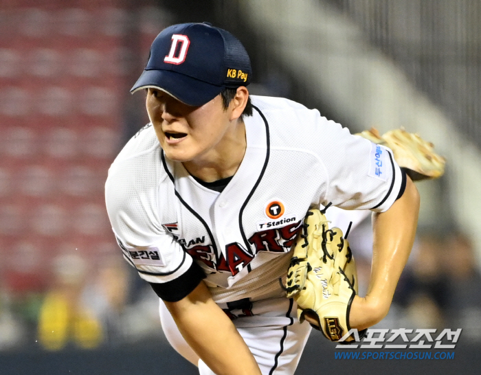 '0:1 → 7:2 → 7:6' 'New finish's 154km 5-out save' Doosan and LG escaped five consecutive losses. LG-Samsung-Doosan 2G Game 2nd Place Fight Rekindled 