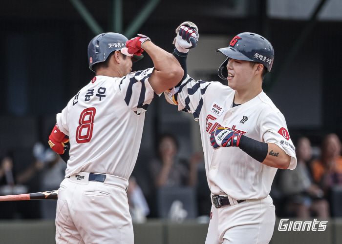 The start of August's counterattack? Lotte's 4th consecutive victory! 55 minutes Rainfall stoppage → 4 home runs 28 hits exchanged → Nakdonggang River Derby in chaos even with head shots