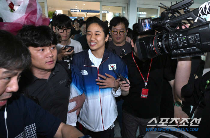 The association's poor response to the 'Ahn Se-young scandal' increased the situationMissing ability to cope with the scene, suspicions are being poured on ' early return of press release'