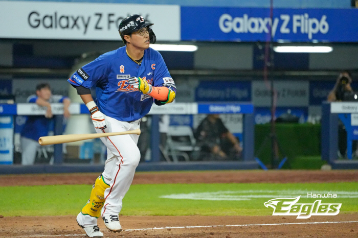 In just a week, 'Captain'Another consecutive hit-out shot'Moon Dong-ju won 6 games'Hanwha grabs Samsung'Winning Series' 