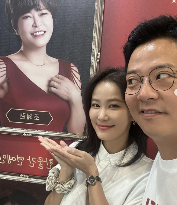 'Marriage Worries' Kim Ji-min, ♥ Open Dating with Kim Jun-ho