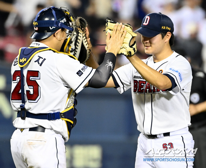'Nifert, Oh Seung-hwan, and Kim Taek-yeon...' Yang Eui-ji picked 'three KBO fastballs...' 'Throwing it in a sophisticated way, not like a young friend.'