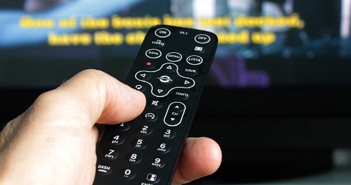 'Watching sports games will cause you to lose weight.'Soccer burns up to 540 calories