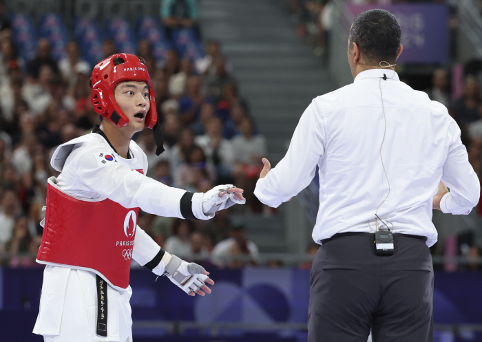 Seo Kun-woo, who survived from his death, won a new victory in the 80kg Taekwondo quarterfinals and advanced to the semifinals'