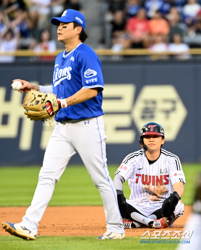 Ging Min-ho pointed a finger at an old colleague who went to LG? What the hell is going on