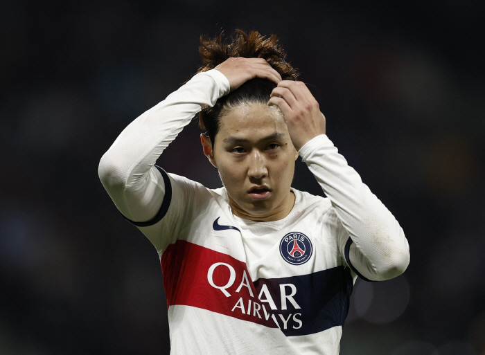 'Will the highest transfer fee ever  the highest annual salary in Korea?'...Lee Kang-in, 'Our brother'Neymar followed by Saudi Arabia's mega-interest explosion →'PSG rejected even 100 billion won.'