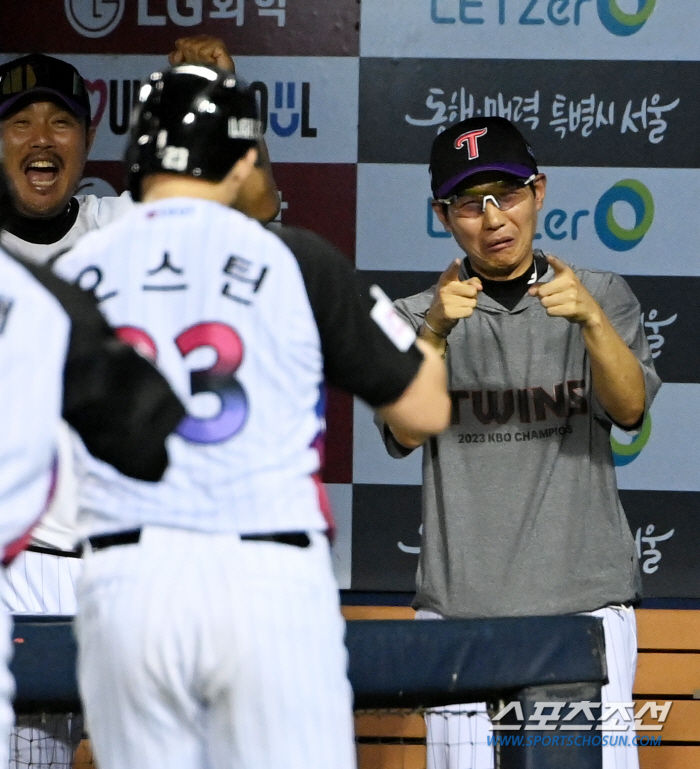 14 points in a row → 29 points in a row. Hernandez's good pitching also caused the batter to break out. It's the 2nd episode of last year's Choi Wontae Effect'