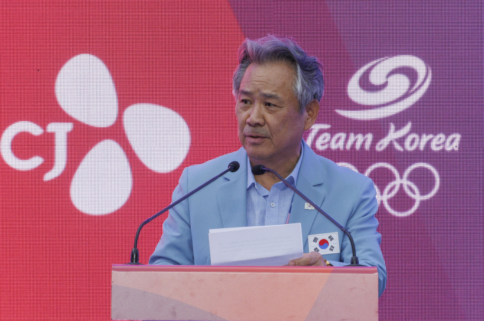 Chairman Lee Ki-heung