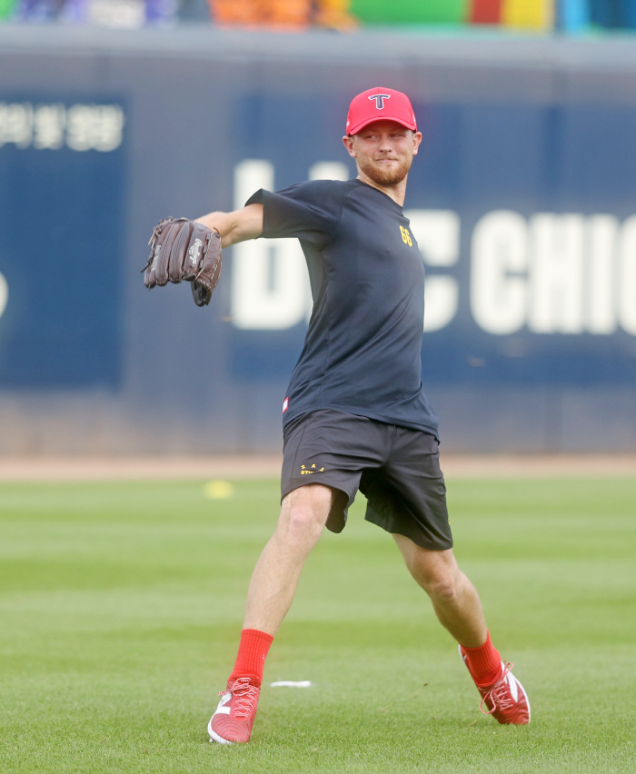 'Rain's Big Foreign Match' 36 wins in ML vs. 0 wins in ML'Inning Eater's 10 wins