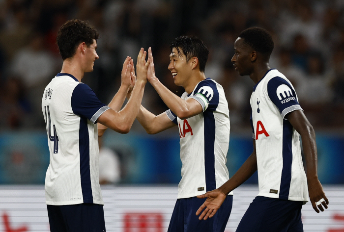 'Son Heung-min fell to 18th place?' Compared to Solanke's crazy transfer fee, it's almost 'kidnapping'