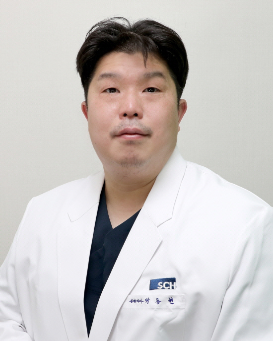 Professor Park Jong-hyun of Soonchunhyang University Cheonan Hospital succeeded for the first time in Chungcheong Province 'Brain aneurysm Web (WEB) treatment'