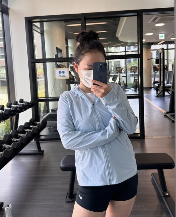 '-10kg' Cho Hyun-ah, the angular beauty pocket girl itself that's about to break