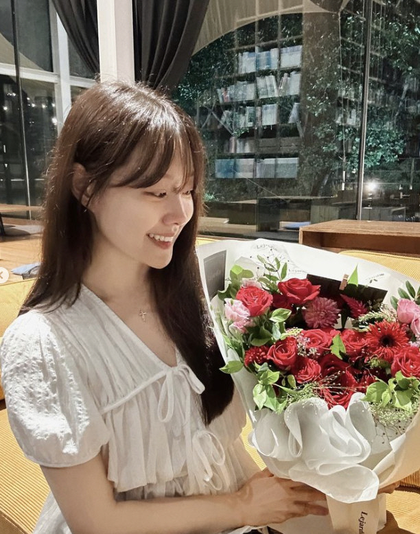 'October Marriage' Song Ji-eun, ♥Tears at Park's proposal 'My answer is, of course, Yes'