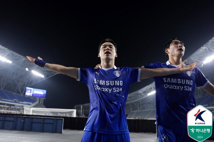 'Pajuk's 11G undefeated'9263 people cheer for Suwon SamsungJeonnam 2-1 and jump to third place