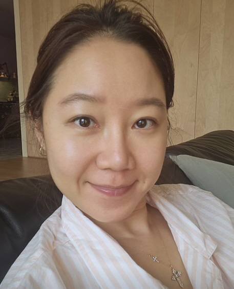 'Kevin'o ♥' Gong Hyojin's true value is natural..No makeup at all. 