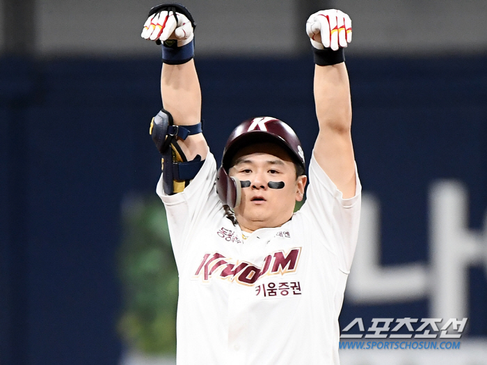 '7 innings without an earned run, and the victory flew away again' Cuevas' tears...KT's upset loss, Kiwoom's Bae Sang-kwon final hit