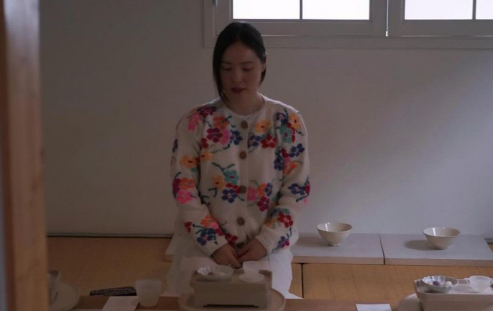 'Sun ♥' Min Hyo-rin after second pregnancy 'Still flower love'Elegant visuals