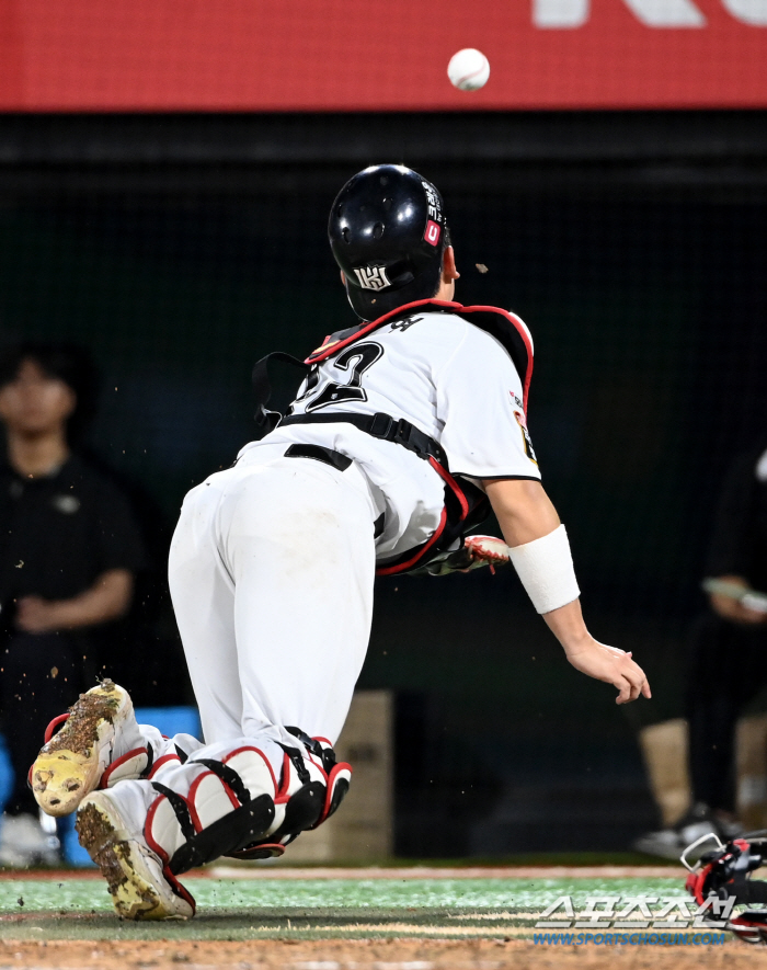 Kim Min-soo and Benjamin, who responded to Cho Dae-hyun's fierce fighting spirit with good pitching, were just amazed