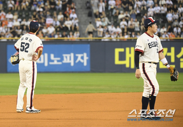 '19 years, you've been waiting for a long time' RYU won 8 games. Fantastic throw...Hanwha, Doosan's 3rd consecutive game in 7020 days 'Impressive Sweep' 