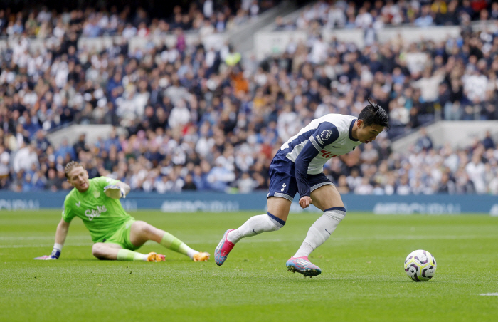 'Relaxed Pickford, uncomfortable...'' Omniscient view of Dae Heung-min, multi-goal scene against Everton