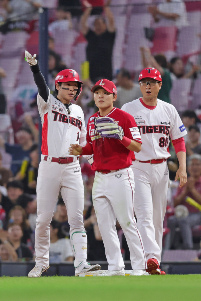 KIA, which showed 'Choi Hyung-woo's final shot Park Chan-ho's 3 RBIs Kim Sun-bin's 3 hits Yang Hyun-jong's 10 wins' Kang Woo-cold win in the 1045th inning against SSG