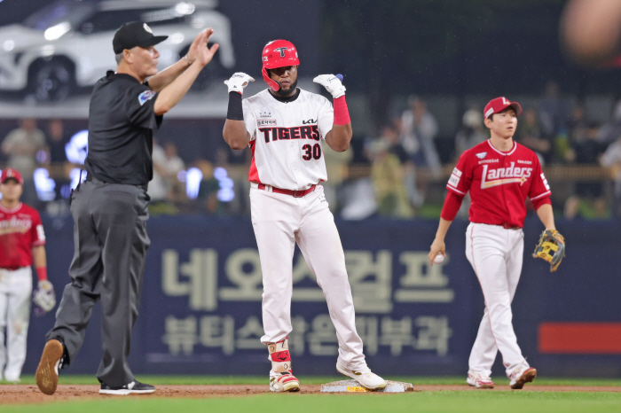 KIA, which showed 'Choi Hyung-woo's final shot Park Chan-ho's 3 RBIs Kim Sun-bin's 3 hits Yang Hyun-jong's 10 wins' Kang Woo-cold win in the 1045th inning against SSG