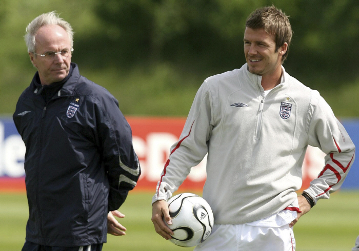 The last words left for me are'''Football Terminus'Eriksson, England's first foreign coach, dies after battling pancreatic cancer, wave of condolences around the world