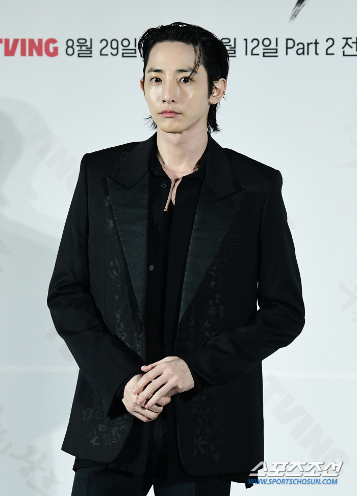  Lee Soo Hyuk 