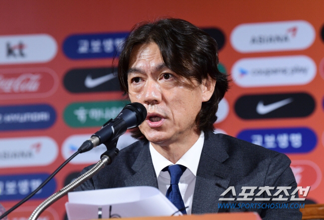 'There was a reason why Hong Myung-bo picked it.' Lee Han-beom selected his first player of the season → Denmark's first team to be selected 'Delicate'