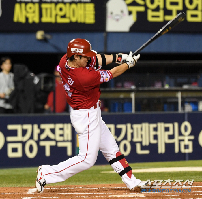 'Home run factory  ace good pitching' SSG overpowered KIA 84'Escape from 2 consecutive losses' 